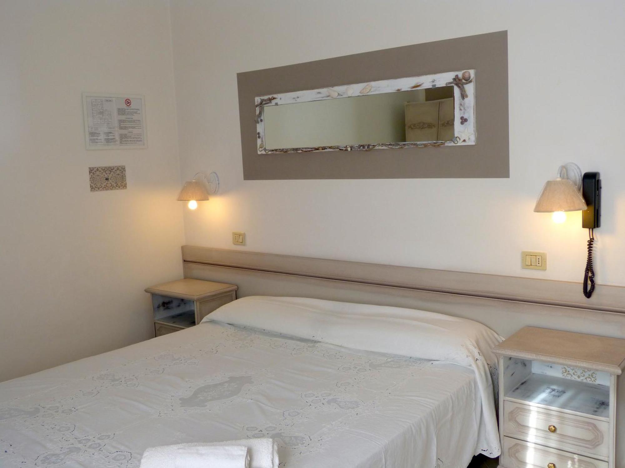 Hotel D'Annunzio Cattolica Esterno foto