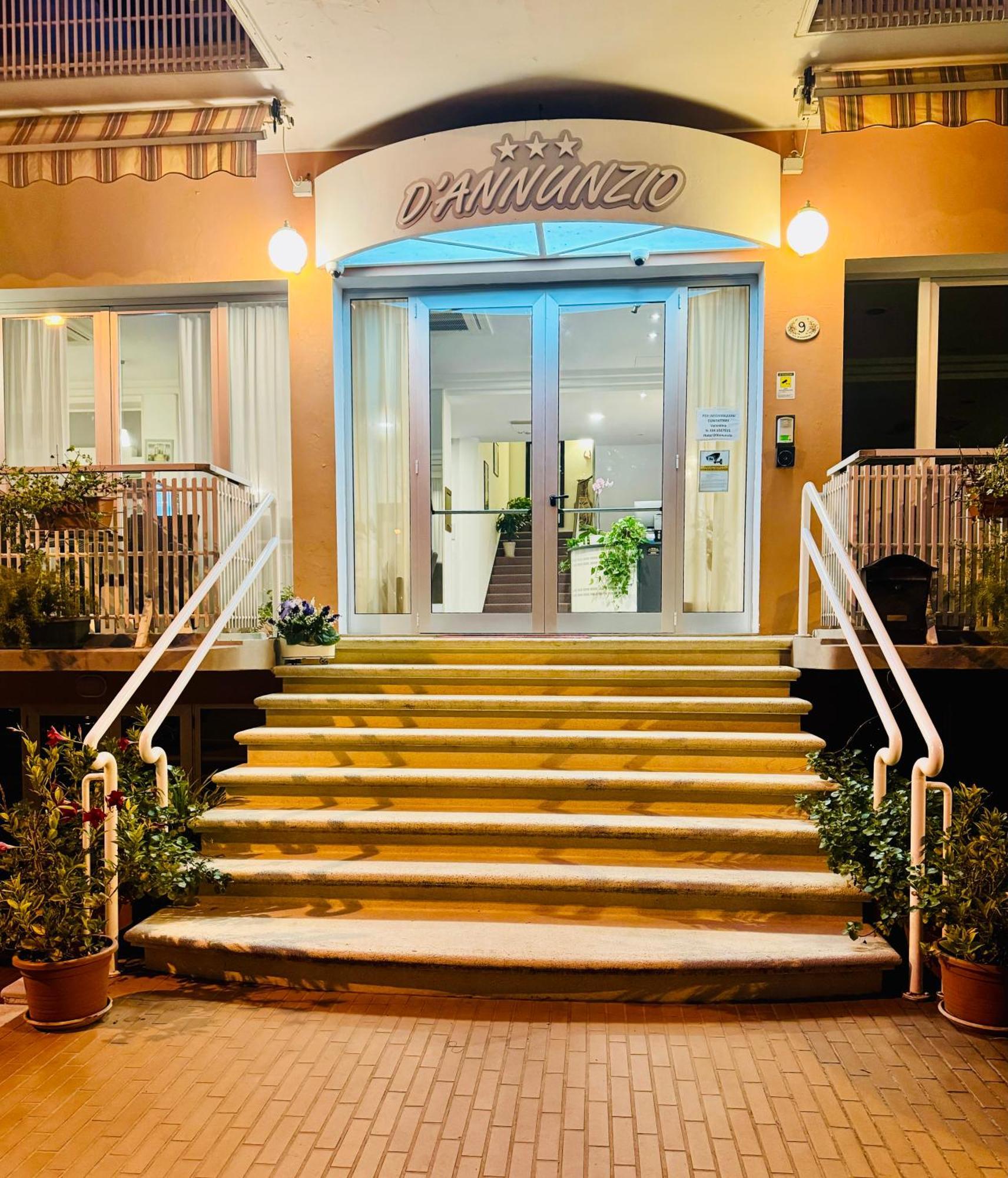 Hotel D'Annunzio Cattolica Esterno foto