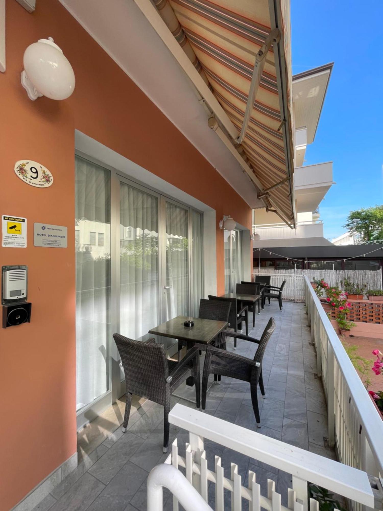 Hotel D'Annunzio Cattolica Esterno foto